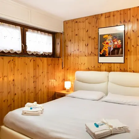 Stella Alpina House * Κουρμαγιέρ