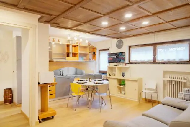 Stella Alpina House 아파트 쿠르마예